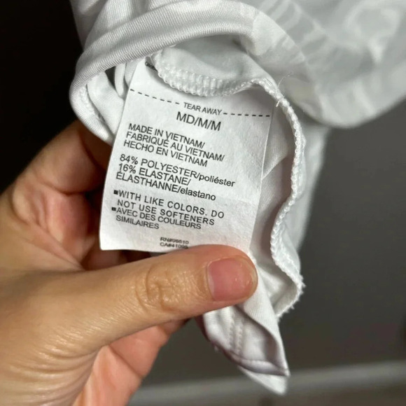 Under Armour Women Athletic Gray Tank Top Compression Show Up Show Out Size M. - Picture 3 of 10